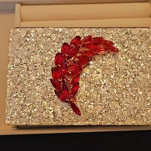 Julianna Pink Rhinestone Brooch